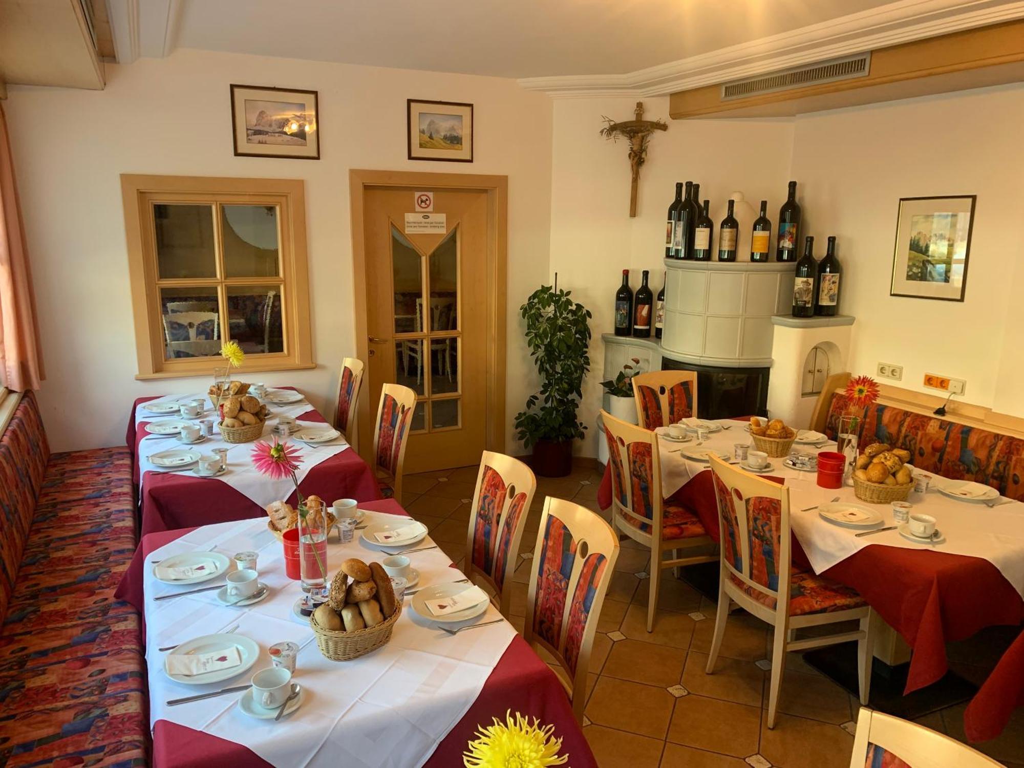 Appartmenthotel Residence Elvis Urtijëi Dış mekan fotoğraf