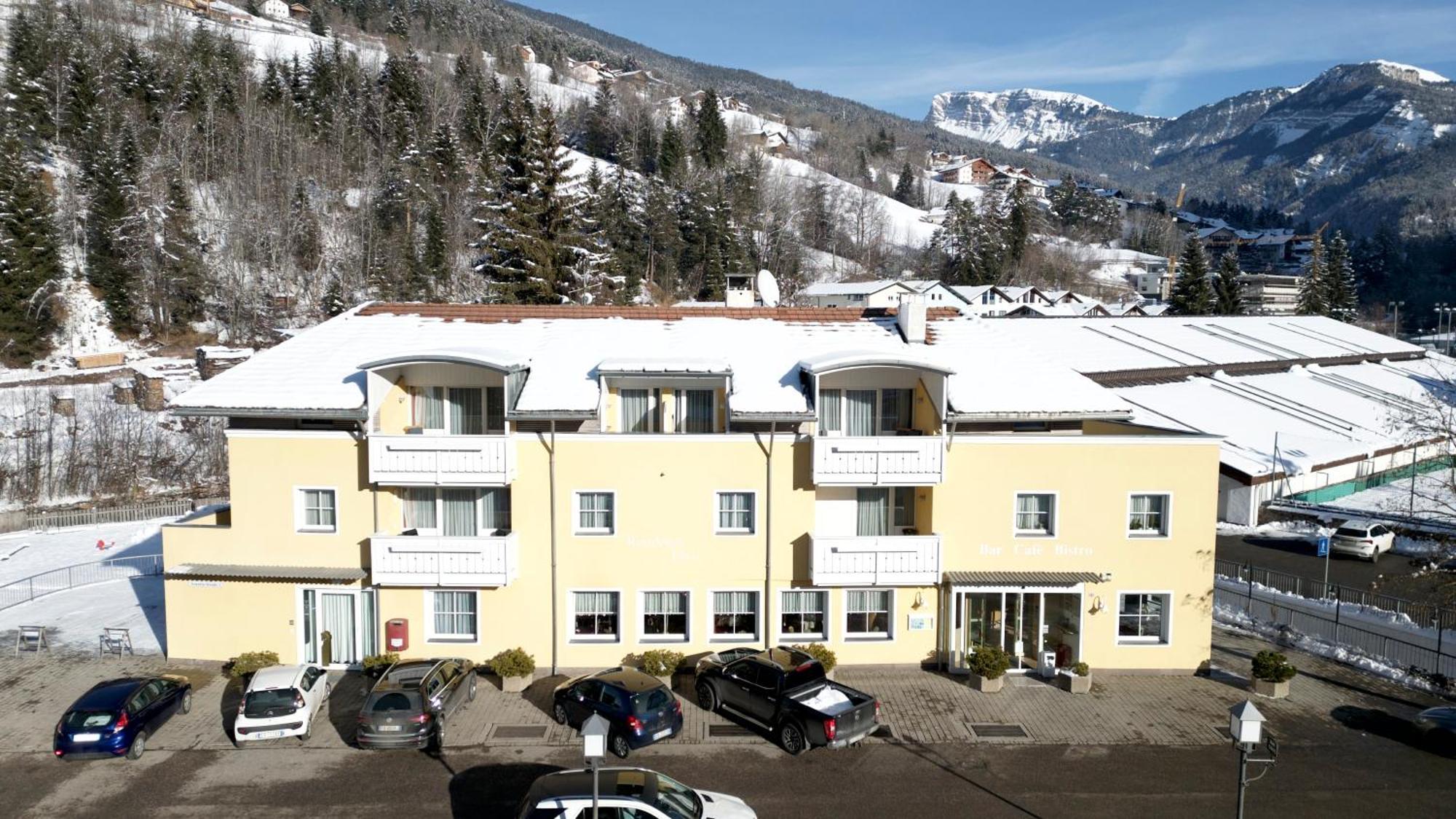 Appartmenthotel Residence Elvis Urtijëi Dış mekan fotoğraf