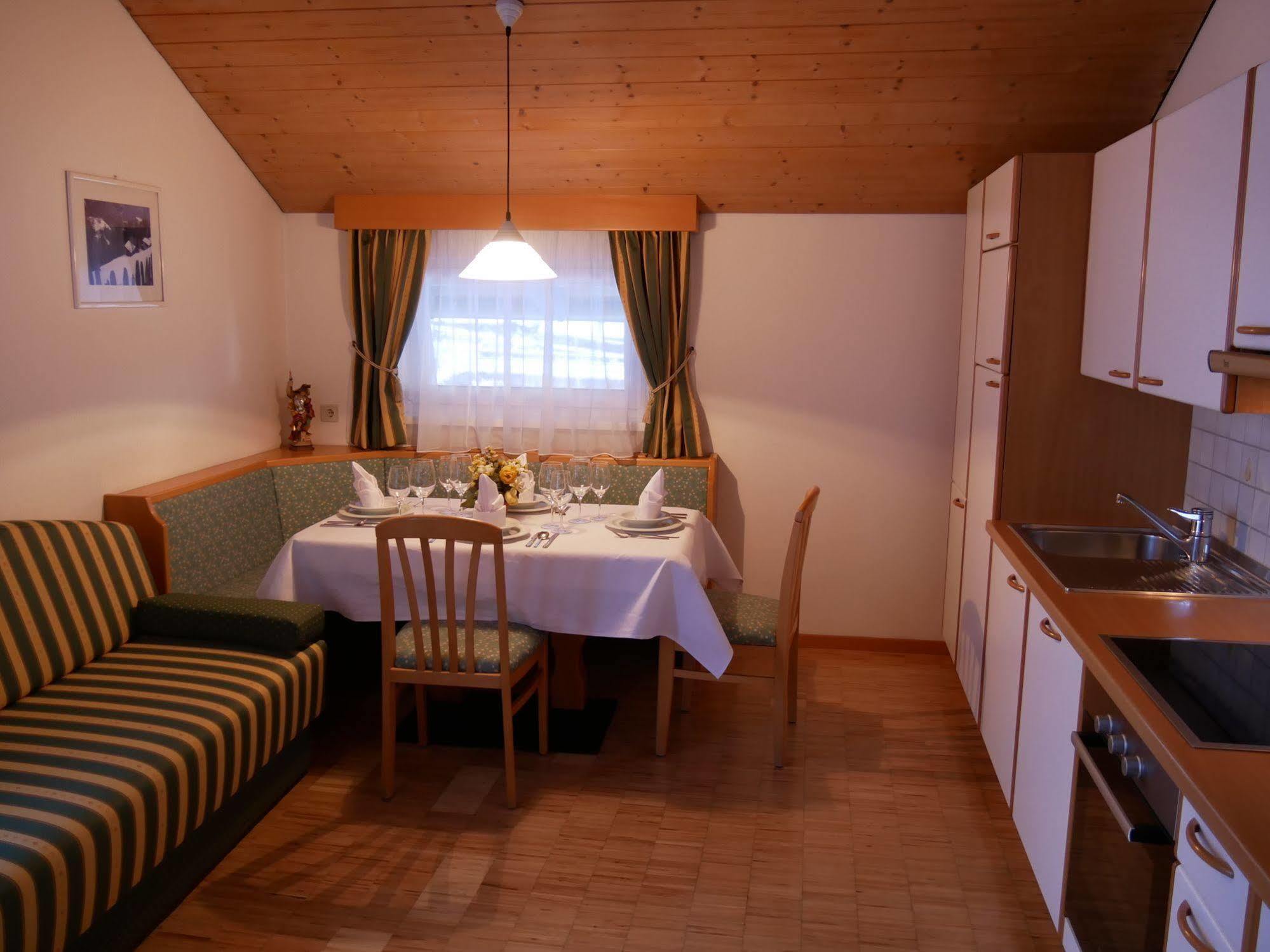 Appartmenthotel Residence Elvis Urtijëi Dış mekan fotoğraf